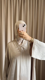 Robe Satinée Brodée