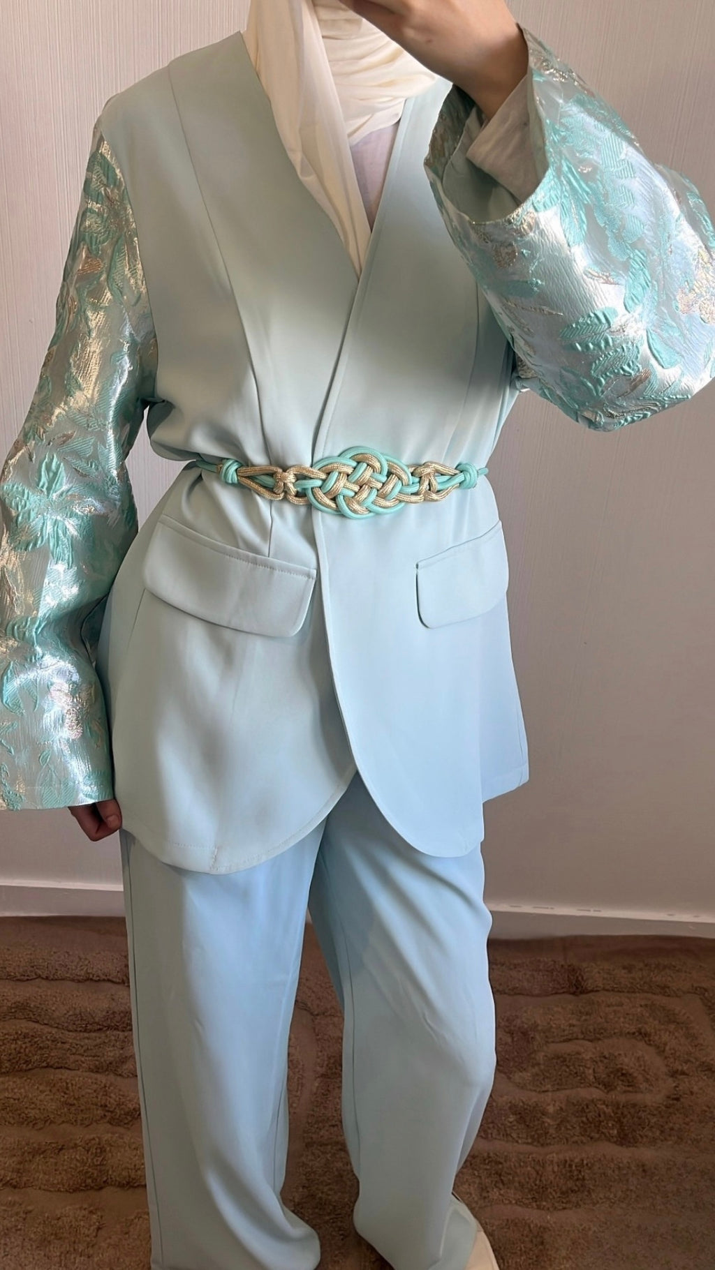 Tailleur Élégant Brocart