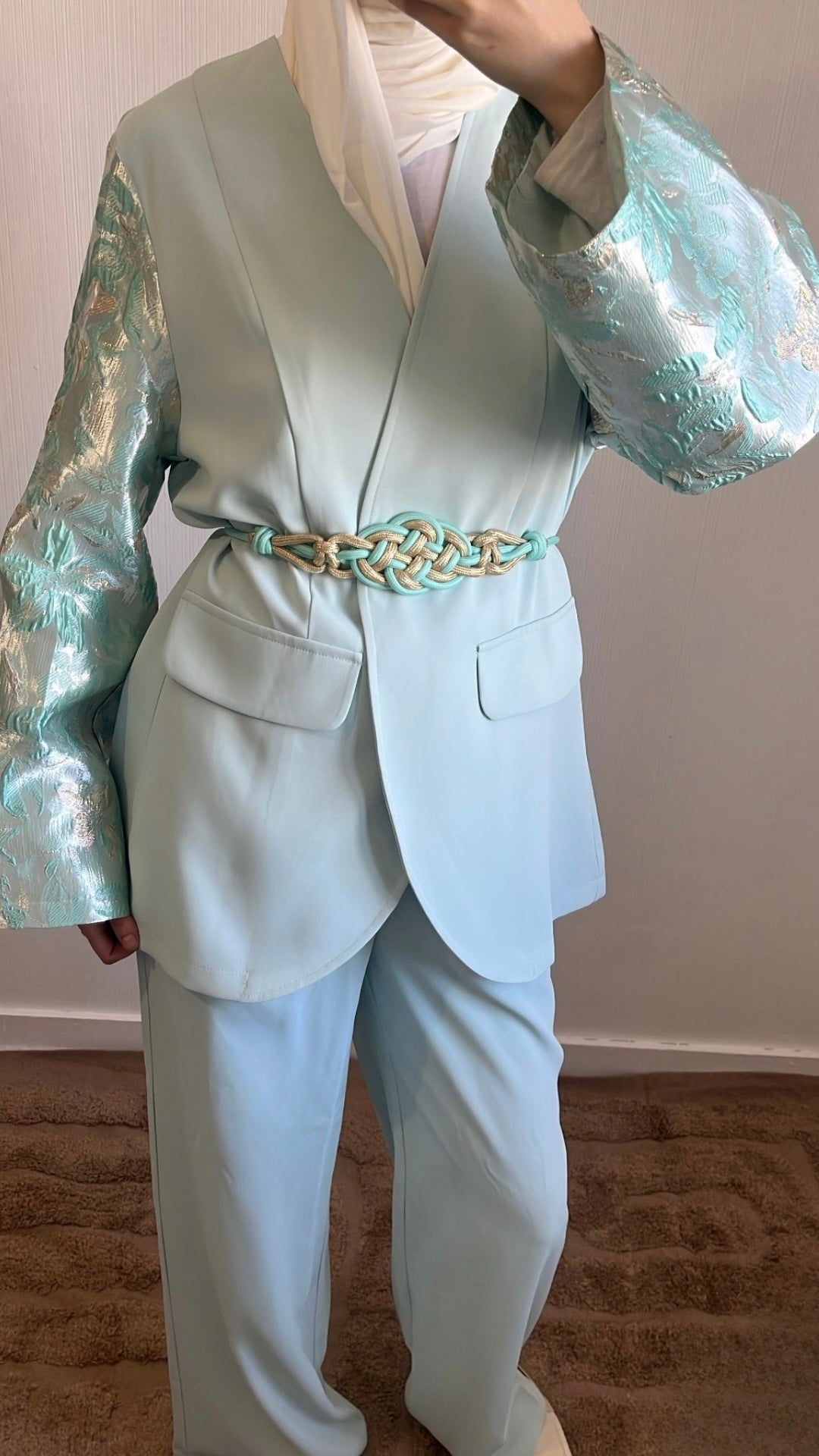 Tailleur Élégant Brocart