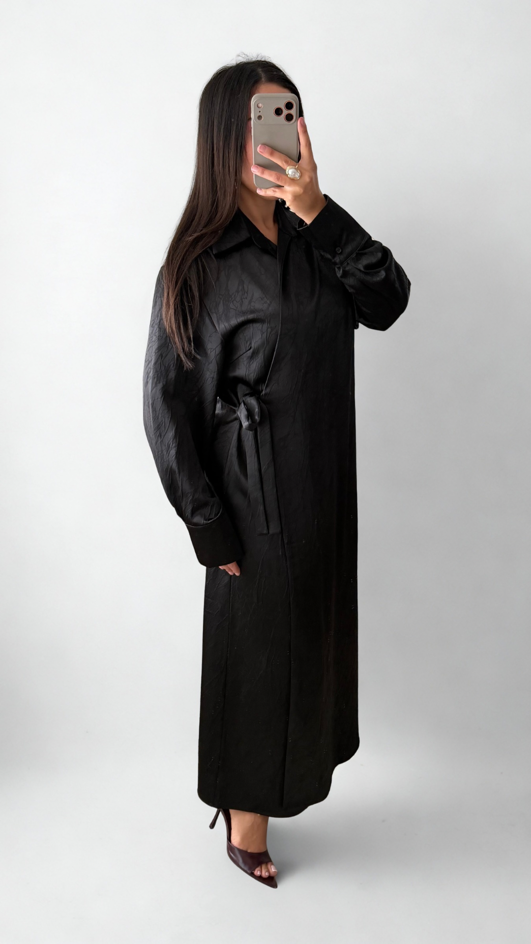 Robe longue fluide beige élégante