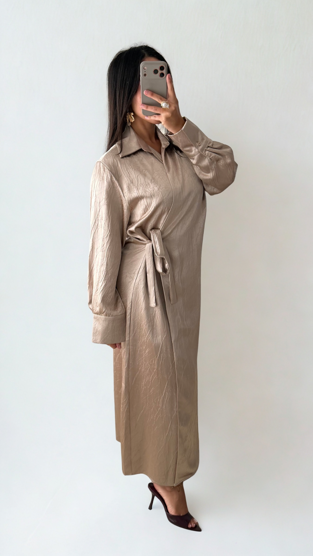 Robe longue fluide beige élégante
