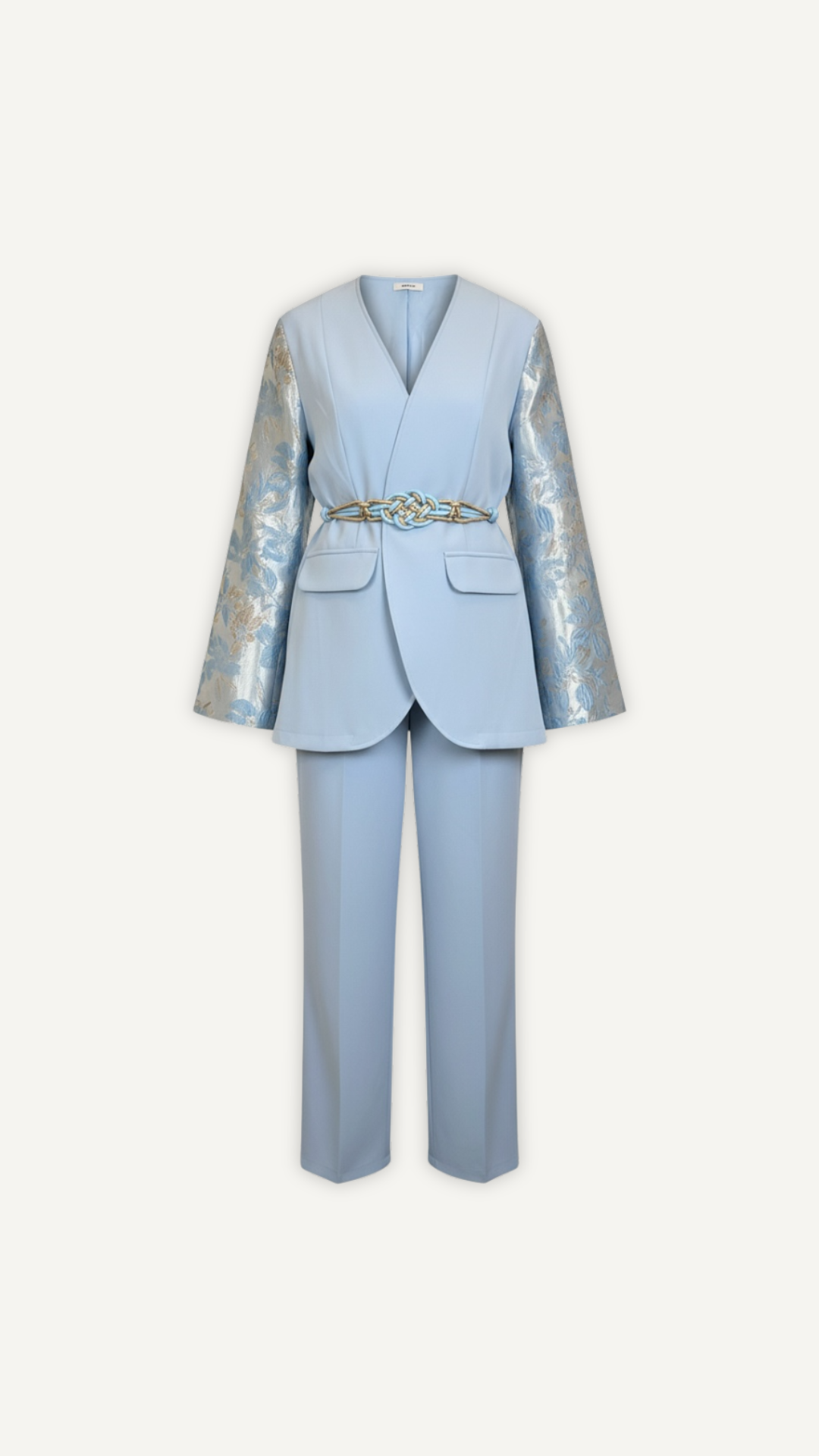 Ensemble Bleu Élégance brodée femme Myraïda | Détails raffinés
